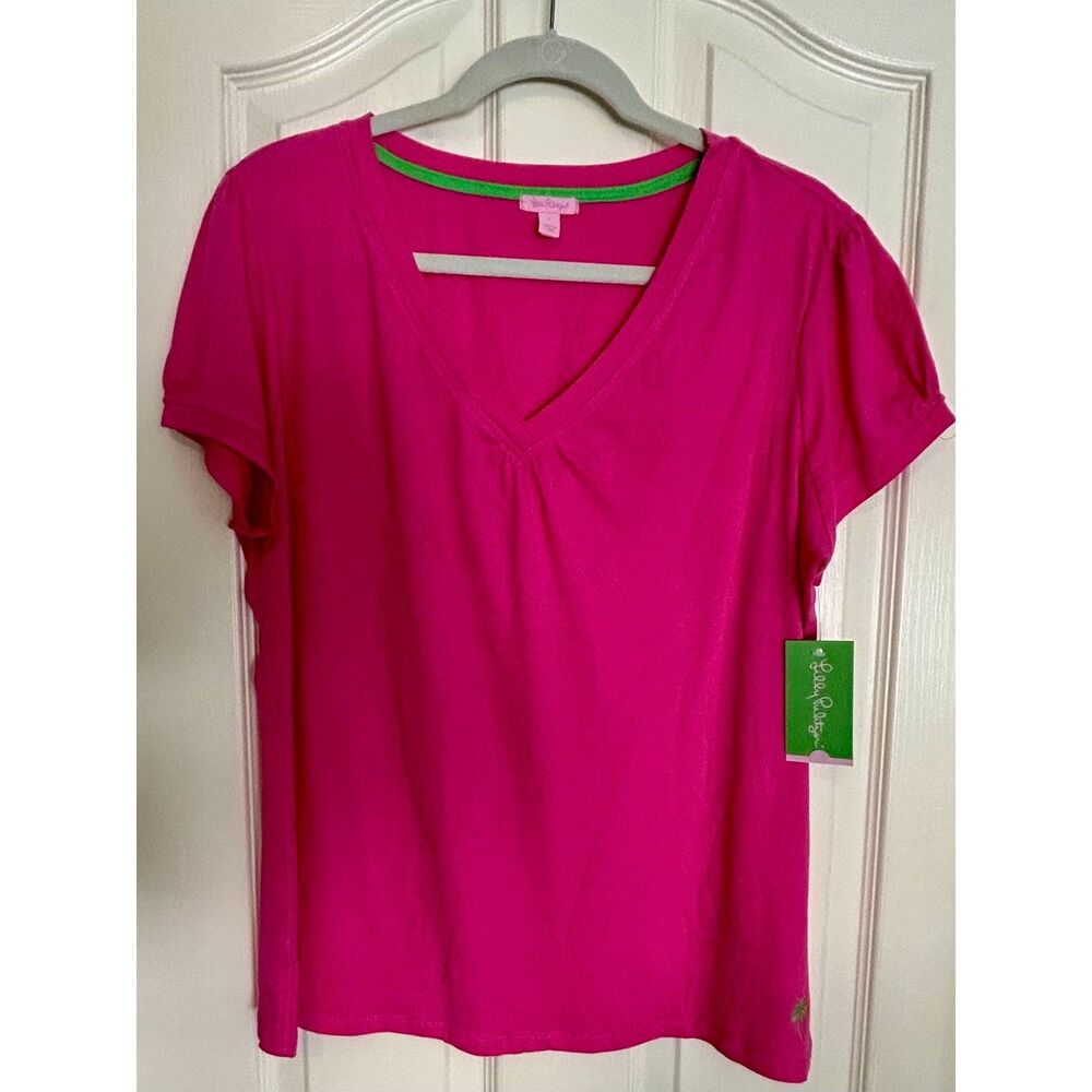 Lilly Pulitzer Size L Pink V-neck short sleeve top NWT